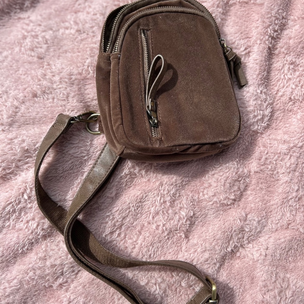 Joy Susan small cross body sling wallet bag, brown